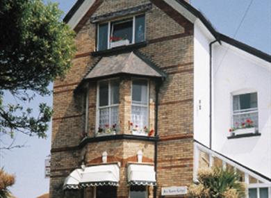 Sealawn Lodge
