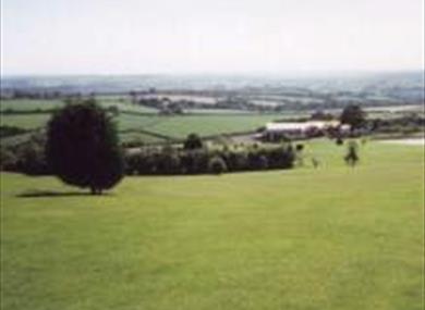 Dinnaton Golf Club
