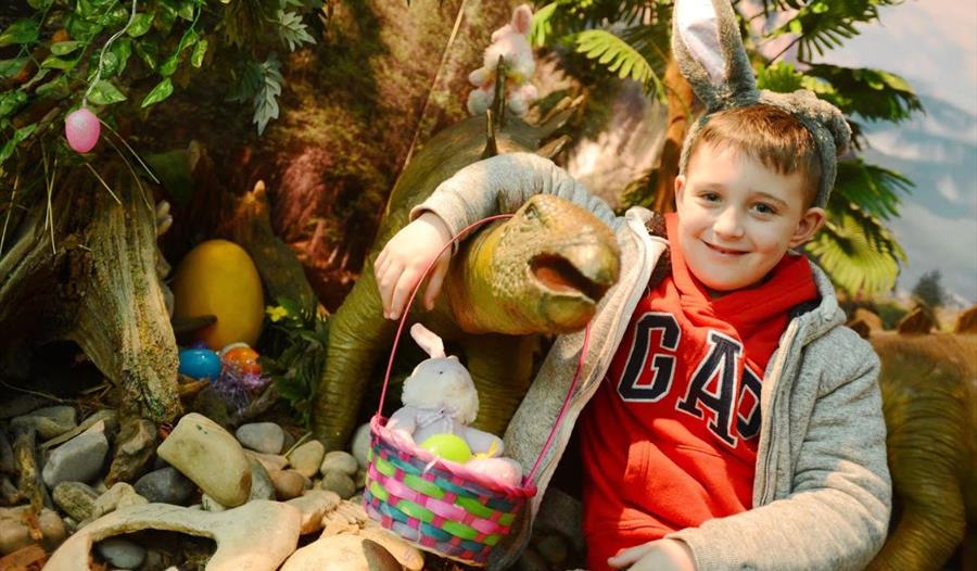 Dinosaur Easter Egg Hunt Torquay S Dinosaur World Visit South