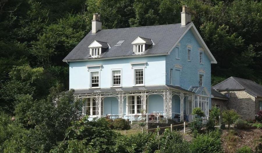 Helpful Holidays Chagford Visit South Devon